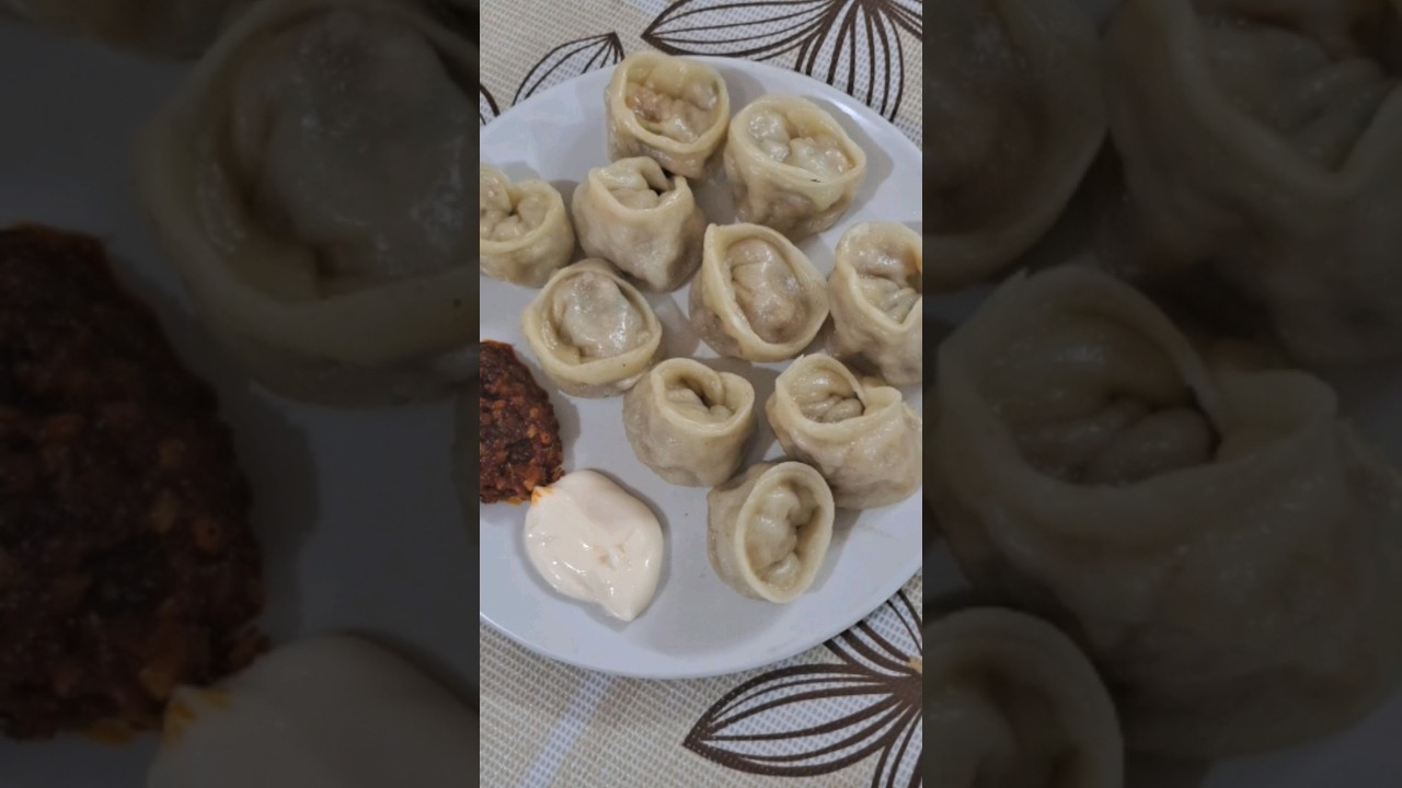 healthy *chicken momos* with *sooji*🥟 
