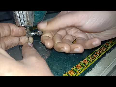 Silai machine ki sui lagane ka sahi tarika