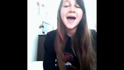 Me singing sparks fly by Taylor swift