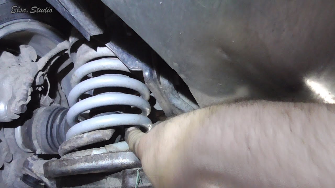 поменять пружину переднюю нива