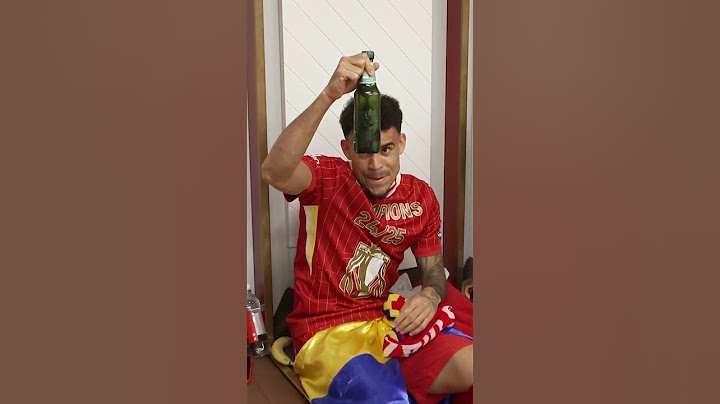 ¡MAC ALLISTER, LUIS DÍAZ Y DARWIN NÚÑEZ FESTEJANDO EL TÍTULO DE LIVERPOOL EL VESTUARIO! | #Shorts