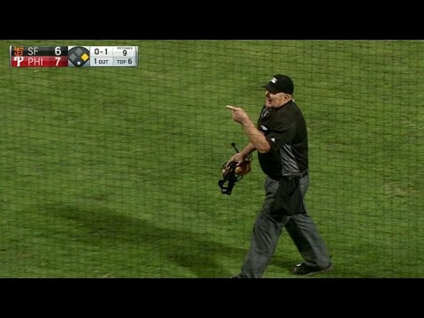 SF@PHI: Home-plate umpire ejects a fan in the 6th