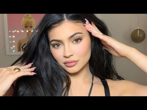 Video: Kylie Jenner's New Eyeshadow Palette: What You Need To Know