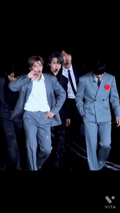BTS walking style