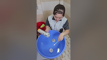 Nếu bồn cầu nhà mình đang xả nước liên tục thì hãy xem cách khắc phục nhé #coemthovuon #diy #chiase