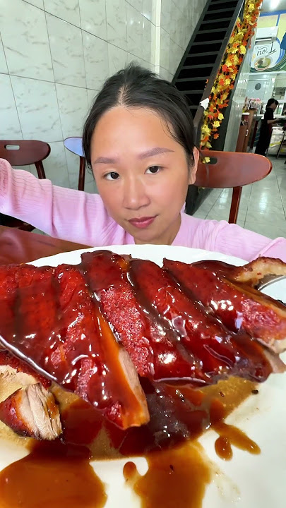 THIS DUCK IS NON-HALAL FOR MUSLIMS #jejezhuang #food