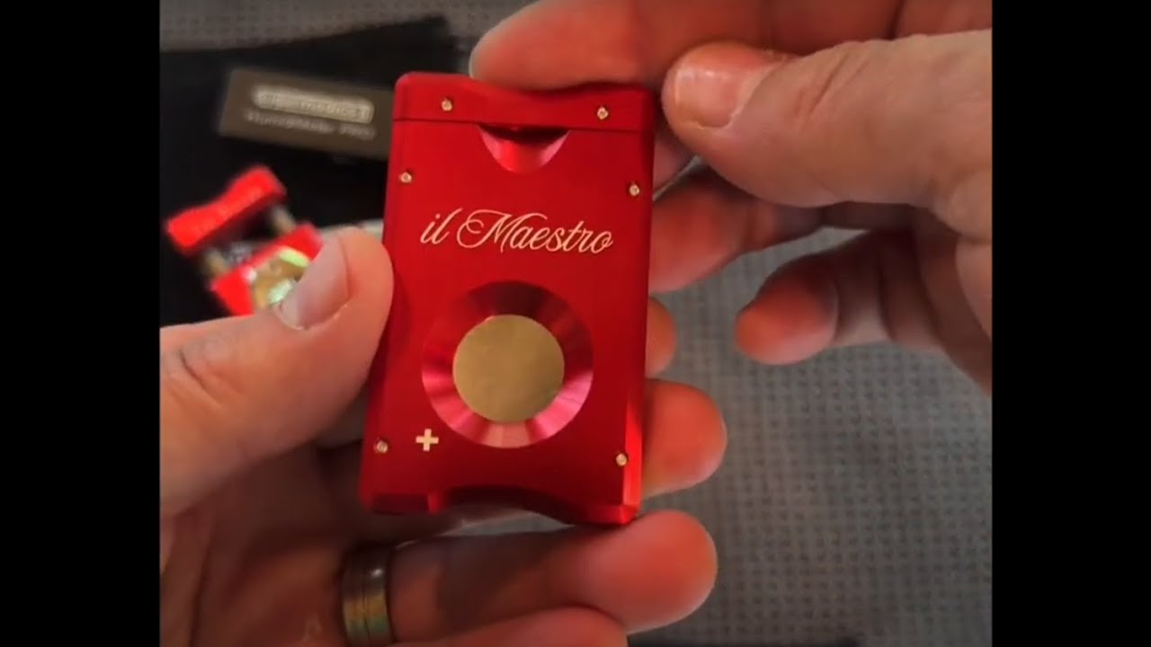 il Maestro - How to Replace Blade