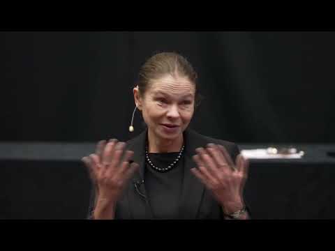 Zagraj to! – niewidzialne instrumenty w widzialnym występie | Monika Braun | TEDxUEWroc