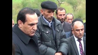 Şəhidimiz Pəncəli Teymurovun Qəbrini Ziyarətə Gələn Manaf Ağayev Şəhidimiz Pəncəli Teymurovun Qəbrini Ziyarətə Gələn Manaf Ağayev