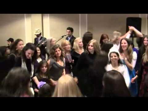 Happy Minyan celebrates Beth Plotkin's wedding to ...