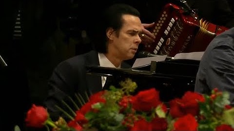 Nick Cave Sings "A Rainy Night in Soho" at Shane MacGowan