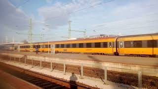 Regiojet EC indul Vectron-al és Sebesvonat indul a V43 1156-os Szilivel