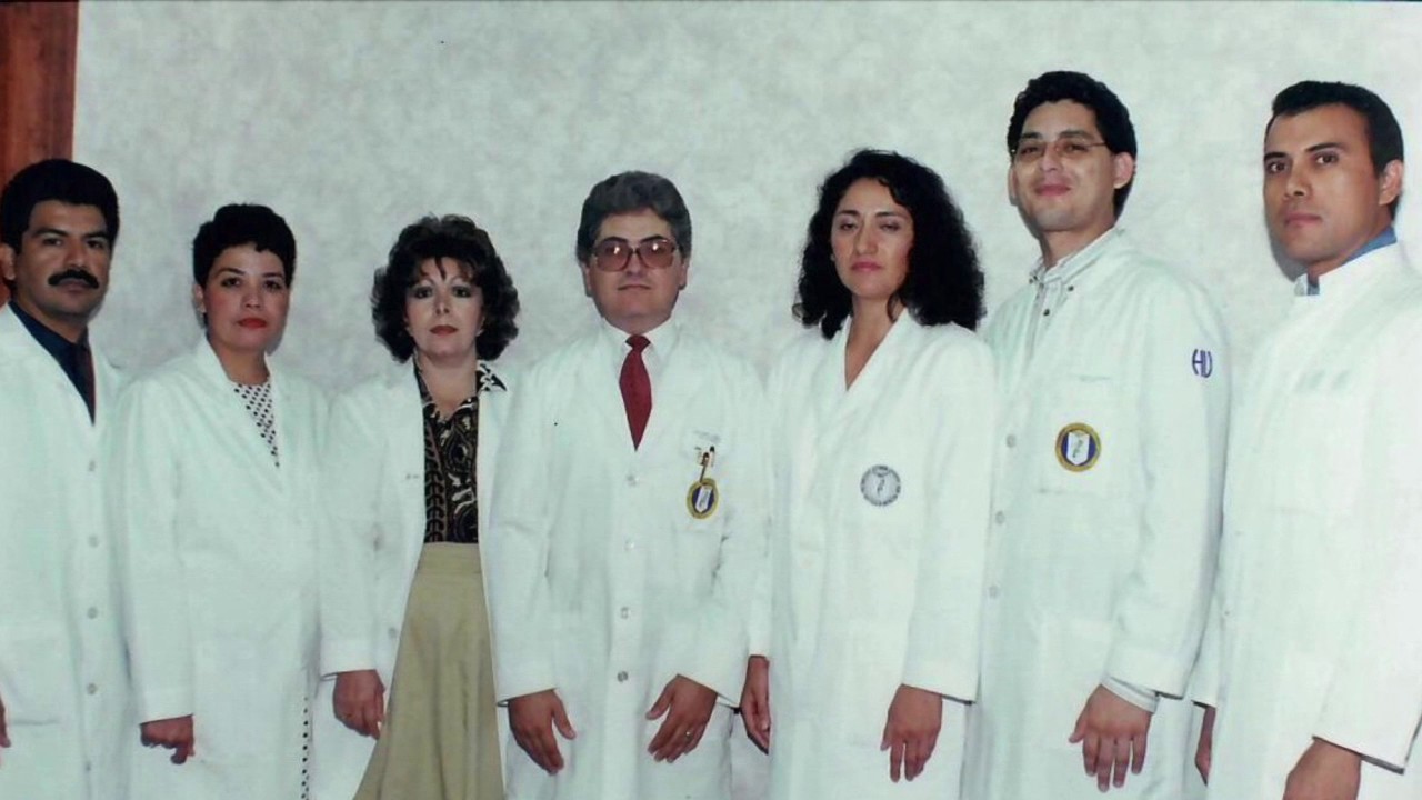 Reconocimiento al mérito médico 2016- Dr. Mario C. Salinas Carmona ...