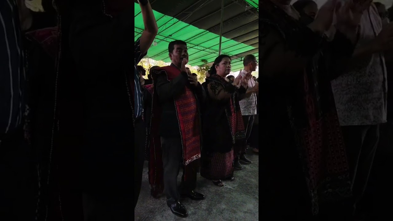 masuk uduran Manalu Toga Simamora sebagai hula hula namarhahaanggi. Selasa, 3-3 2026