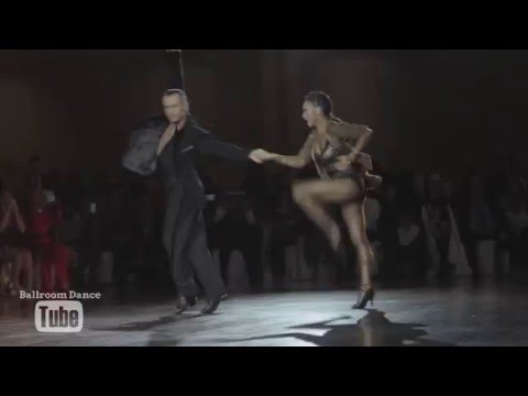 Slavik Kryklyvyy & Karina Smirnoff - Cha Cha - 2016