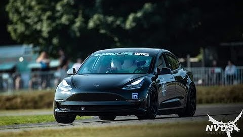 Turn in Concepts Tesla Model 3 - Can it go sub 1:40 at Gingerman??