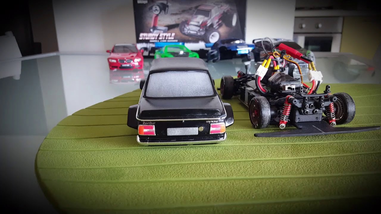 WLTOYS K989 1/28 BMW 2002 TURBO BODY YouTube