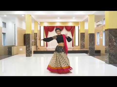 Chogada Tara - Loveratri | Garba Dance | Tanvi Karekar