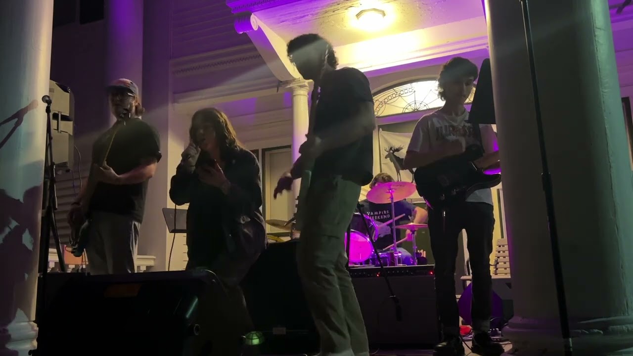 moosecat full set - baxter porch