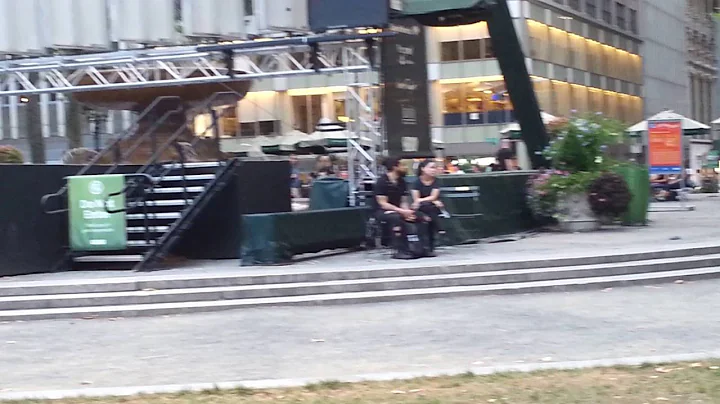 Accordion music with Suzanne Davenport at Bryant P...