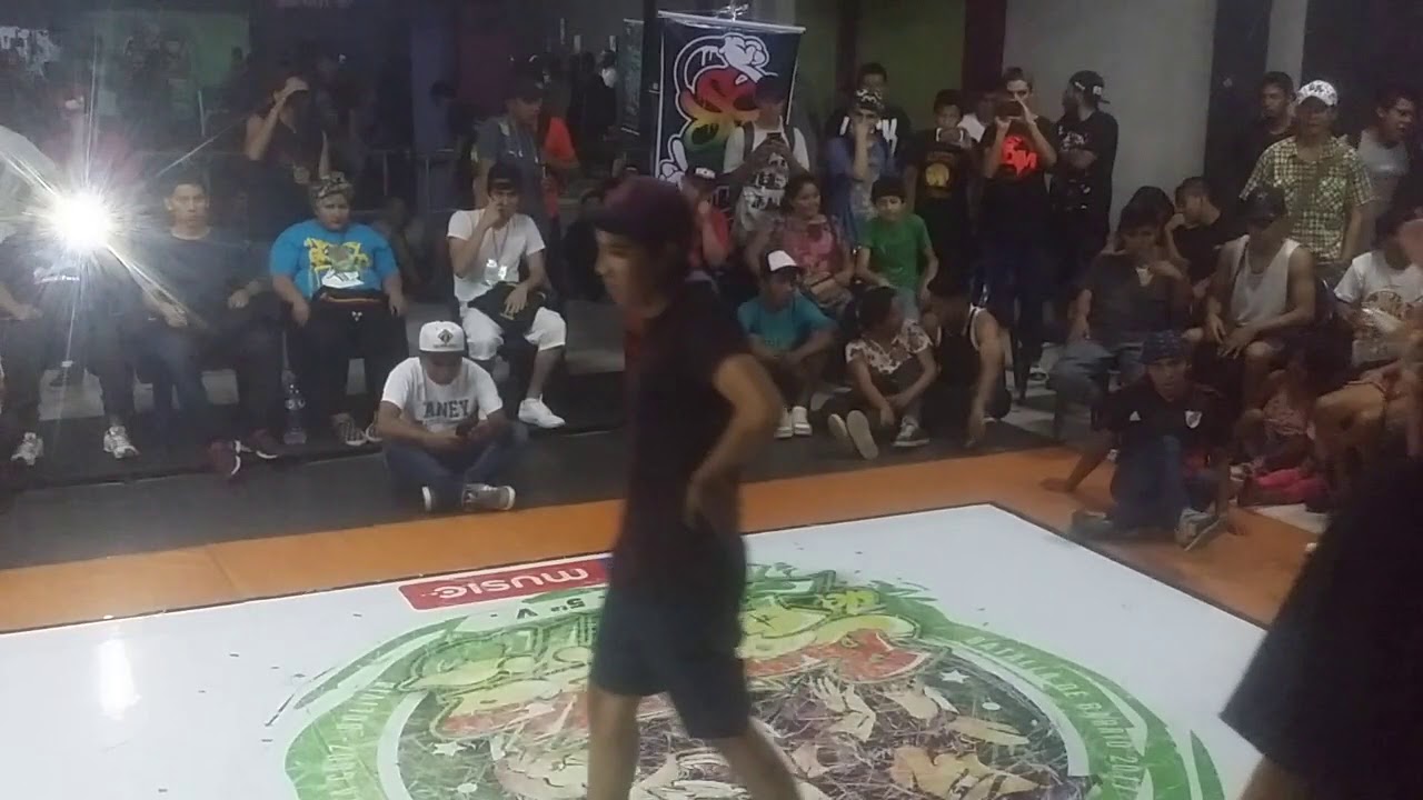 rap song 2019 OMAR VS ASESINO DE VERSOS / FINAL / BATALLA DE BARRIO