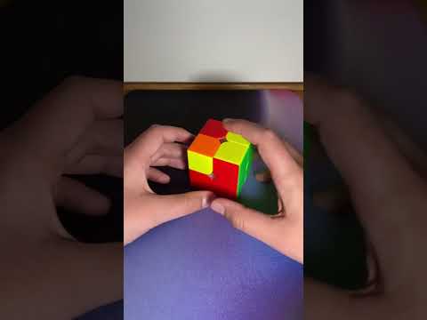 Hur man löser en 2x2 Rubiks kub.