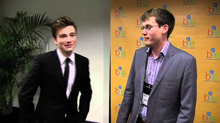Chris Colfer, John Green, Mob Wives, and Jeffrey E...