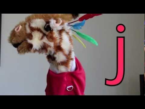Geraldine the Giraffe learns the /j/ sound - YouTube
