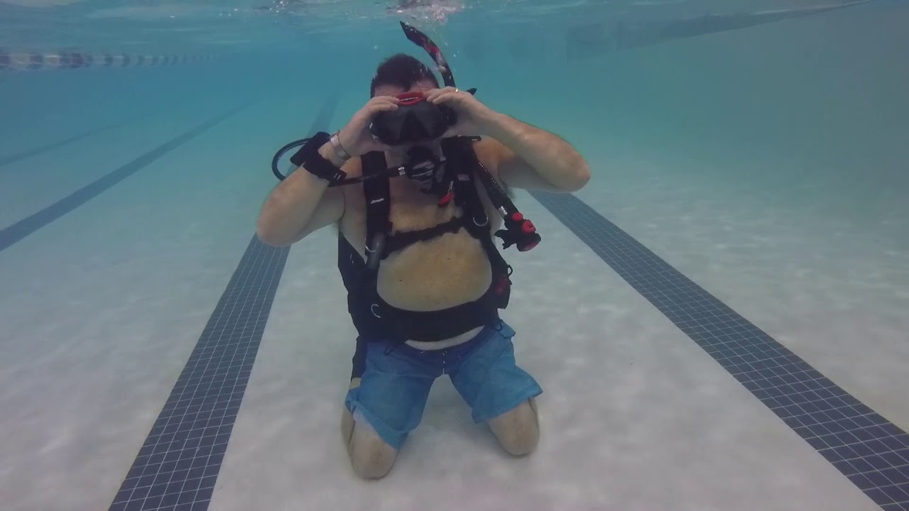 Scuba confined water training skills mask flood and clear and mask