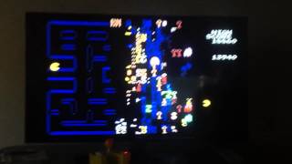 Gaming VS Physics: Glicthed Pac-man level 256!