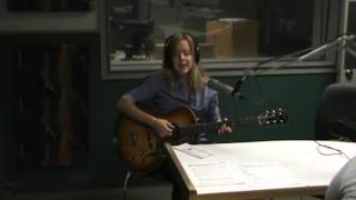 Melissa Bel at GIANT FM.mpg