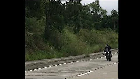 SC Project CR-T Exhaust with Twisted Elbow on my YAMAHA R3