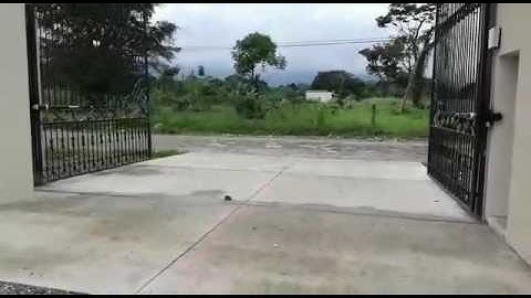 Aleko swing gate opener