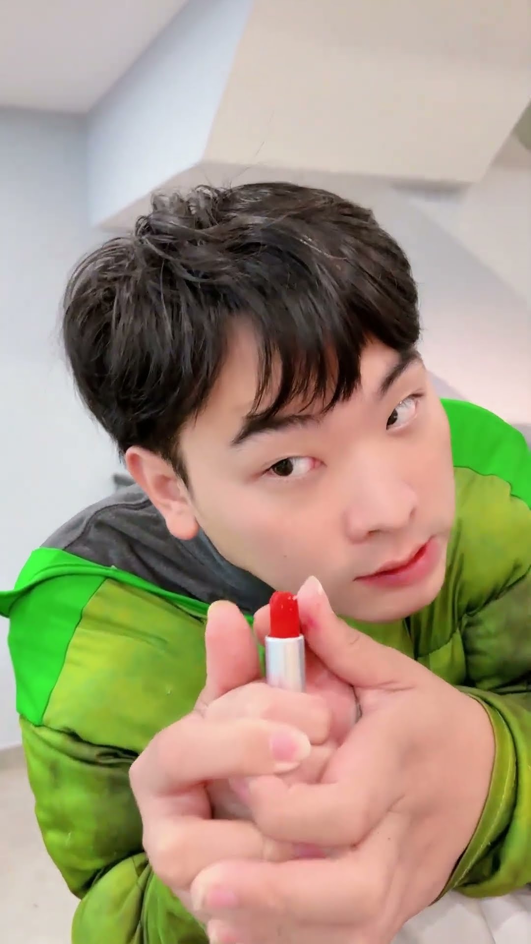 天使COCO和小丑的斗争。#小丑 #天使 #超人不会飞 #shorts