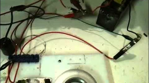 one battery bedini with double output voltage.flv