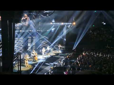 Billy Strings- Nutshell