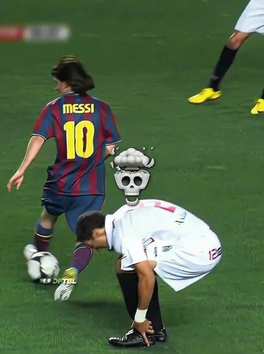 Messi breaking ankles 💀