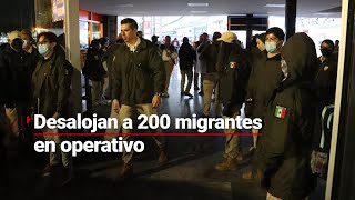 #MientrasDormía | Fuerte operativo para desalojar a 200 migrantes de la central camionera del norte