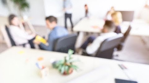 Plummet - Meaning Pronunciation Examples and Synonyms