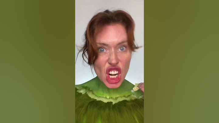 Merry Grinchmas! The grinch makeup!