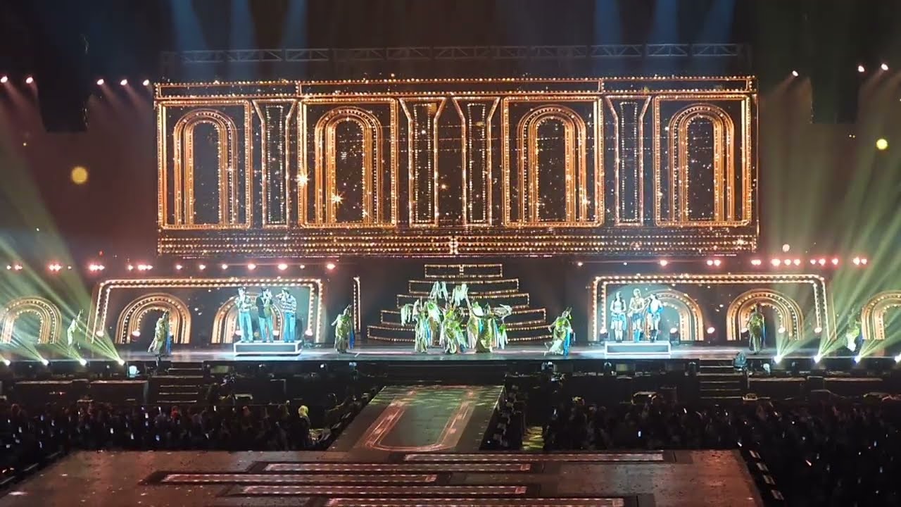 เพลงแก้บน GMM TV (โฟร์ท เจมิไนน์ อู๋ เจ้าหญิง เอแคร์ ซาริ) RISER Concert @IMPACT Arena 