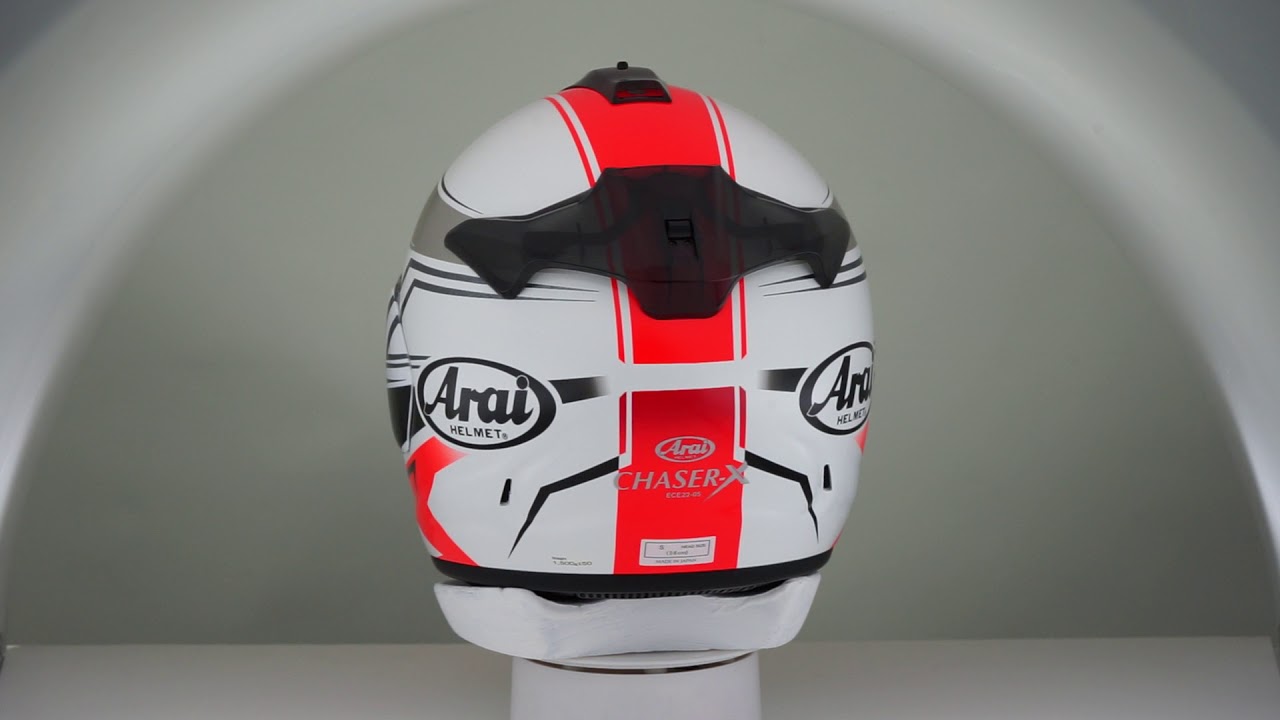 arai chaser-x shaped red helmet Arai round oval shape The Quantum Arai Chaser X Full Face