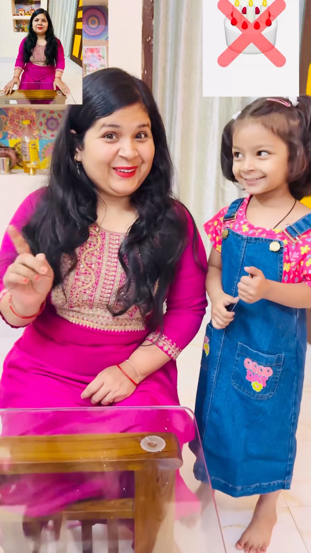 Tooktook aur mummy me real kon cake?