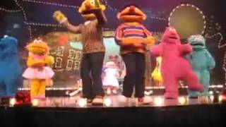 When I Grow Up - Sesame Street Live (When Elmo Grows Up)
