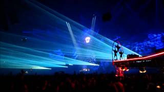 Noisecontrollers - Break the show live at Qlimax 2013