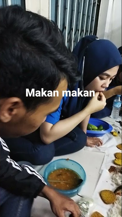 makan makan bersama selai kerja alhamdulillah bekah