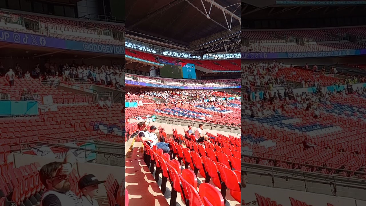 Gateshead FC Fans Chanting During FA Trophy Final 