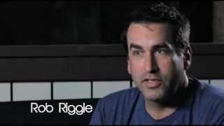 Rob Riggle Stars At Hollywood Pokers Celebrity Home Game
