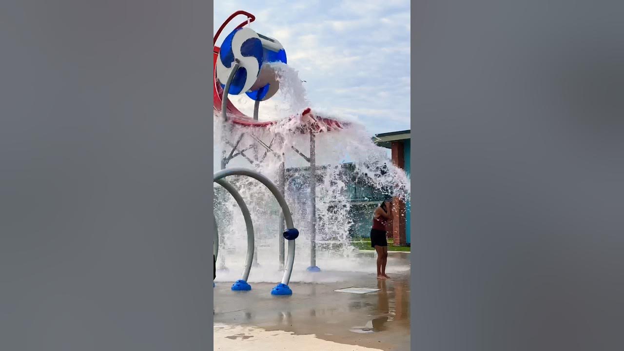 AMAZING!!! Lindale Park Splash Pad in Corpus Christi. corpuschristi 