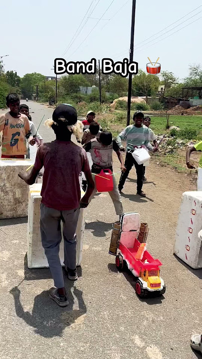 Desi Band Bolte 🥁🤙🏻 #band #children #boys #kids dhol tasha #khandesh #aadivasi #shortsfeed